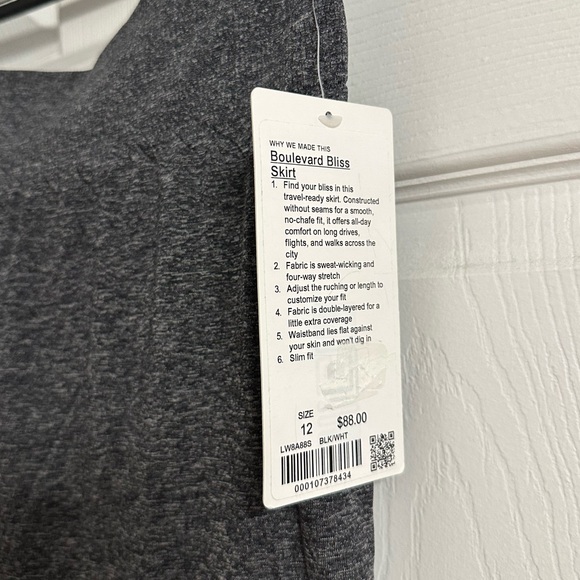 Lululemon Boulevard Bliss Skirt - Picture 4 of 4